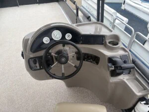 1984 riveria cruiser rc28 img 7220