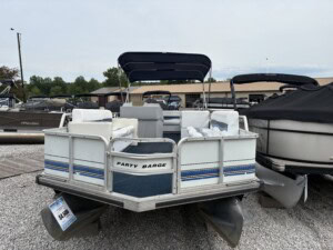 1994 sun tracker party barge 24 61061 img 6254