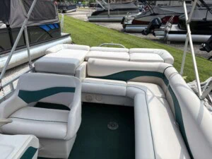 1999 godfrey sweetwater 24el img 6898