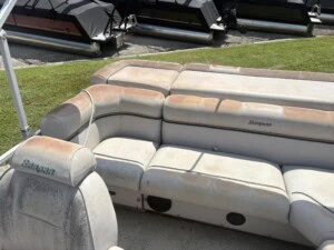 2002 sanpan 2500 brokerage img 6477