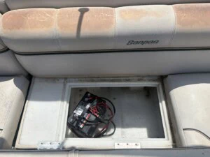 2002 sanpan 2500 brokerage img 6480