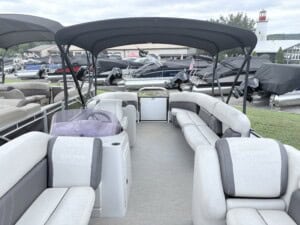 2021 white and blue sylvan rental 79252 img 2674