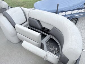 2021 white and blue sylvan rental 79252 img 2678