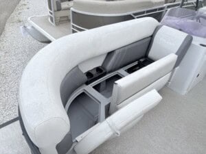 2021 white and blue sylvan rental 79252 img 2679