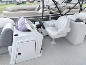 2021 white and blue sylvan rental 79252 img 2681