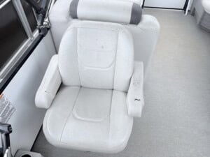 2021 white and blue sylvan rental 79252 img 2682