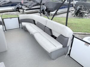 2021 white and blue sylvan rental 79252 img 2685