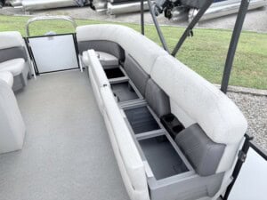 2021 white and blue sylvan rental 79252 img 2687