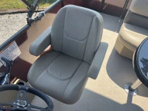 2022 sylvan mirage 820crs 83244 img 9097