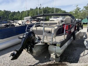 2023 barletta c24uc pontoon 13430 img 6148