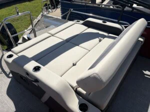 2023 barletta c24uc pontoon 13430 img 6164