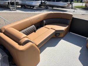 2026 harris cruiser pontoon boat 6072 img 5520