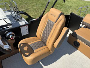 2026 harris cruiser pontoon boat 6072 img 5524