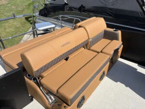 2026 harris cruiser pontoon boat 6072 img 5529
