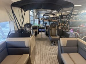 2026 viaggio pontoon boat v22u img 3994