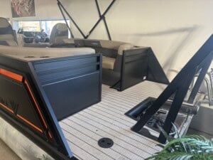 2026 viaggio pontoon boat v22u img 4016