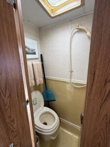 Myacht 40 houseboat image 7