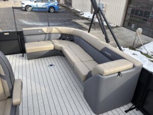 5 2026 Viaggio Pontoon Black Bronze Mercury Fish, Boat